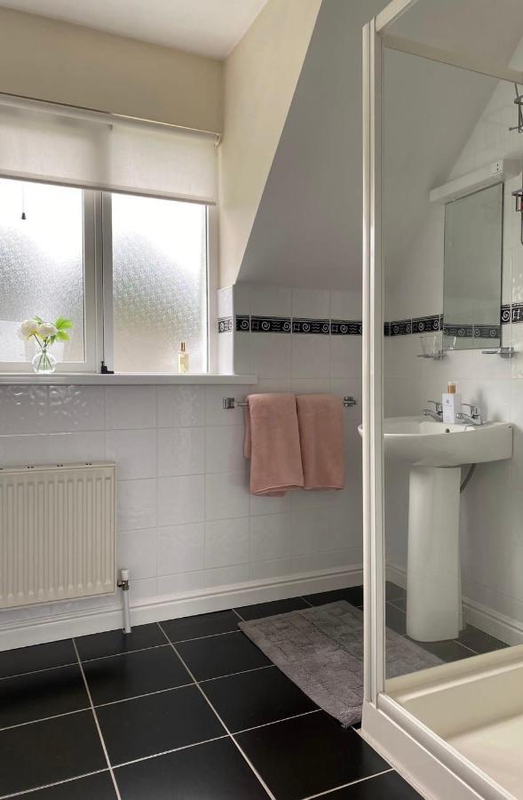 Foxborough Bnb Droichead an Chaisleáin Exteriör bild