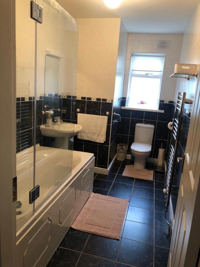 Foxborough Bnb Droichead an Chaisleáin Exteriör bild